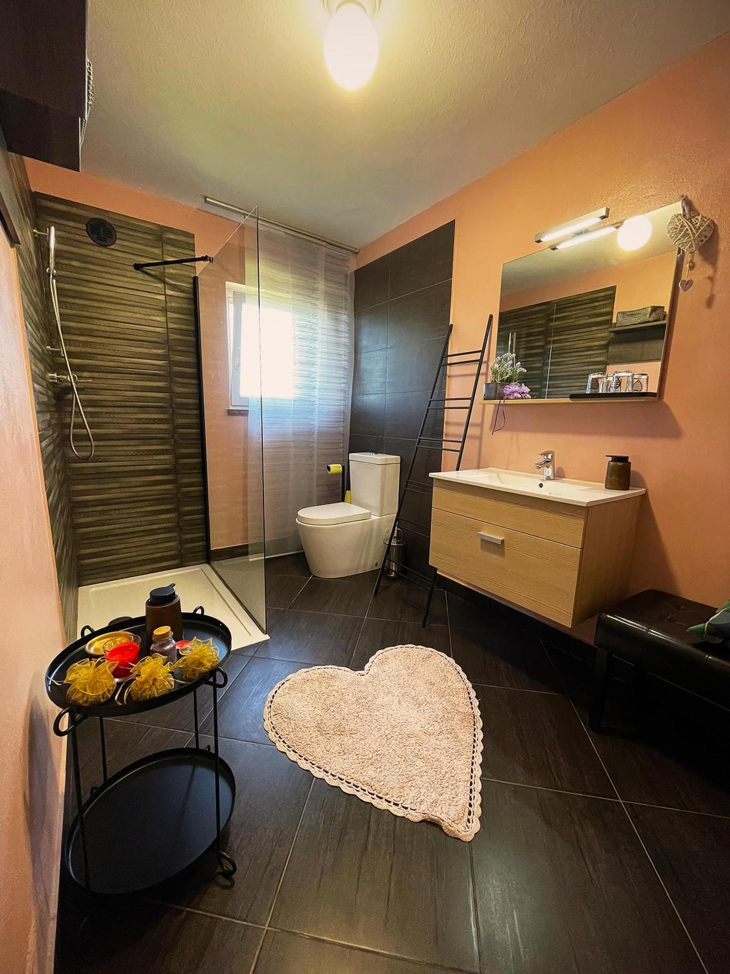 Apartma Sobe Pulec Dobrovo Exteriör bild