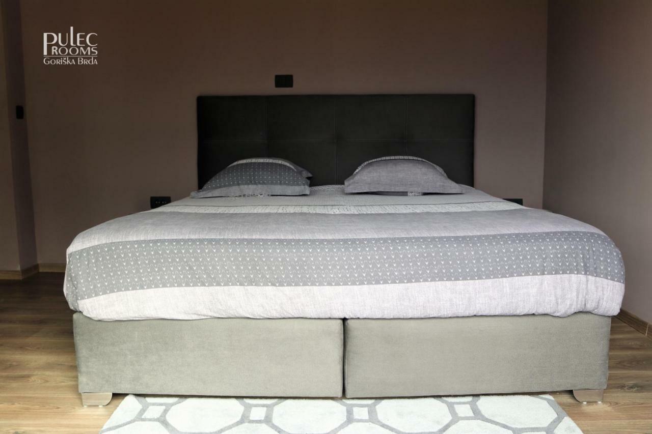 Apartma Sobe Pulec Dobrovo Exteriör bild